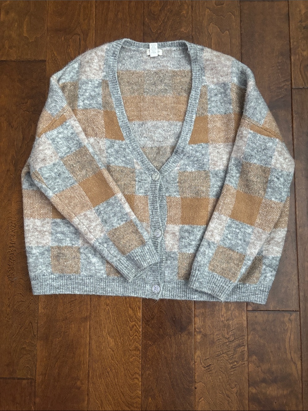 World Market women’s oversized  cozy V-Neck Button Cardigan - Gray & Tan
